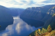 Fjords tranquilles de Norvège