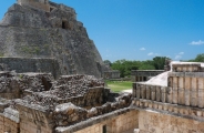 Découverte du Monde Maya