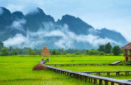 Premier regard sur le Laos