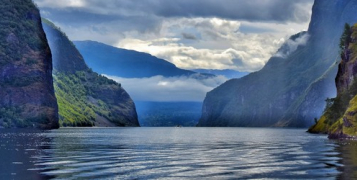 Fjords tranquilles de Norvège