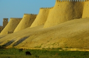 Coupoles et déserts d'Ouzbékistan